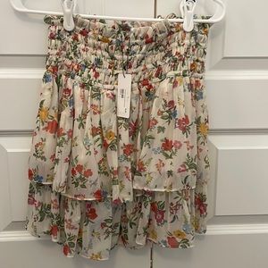 Current Air XS tiered floral mini skirt.